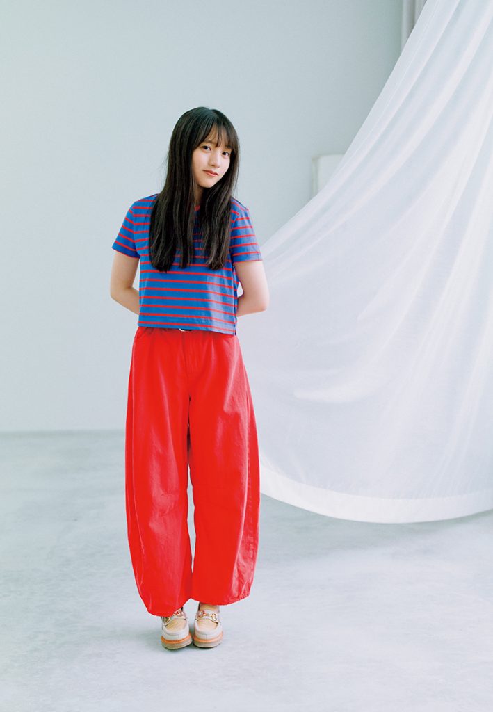 『週刊少年マガジン29号』に登場している乃木坂46・海邉朱莉