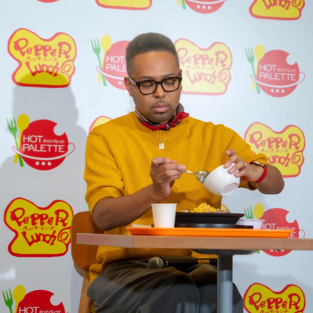 「World Pepper Rice Day PR発表会」に出席したEXILE NESMITH