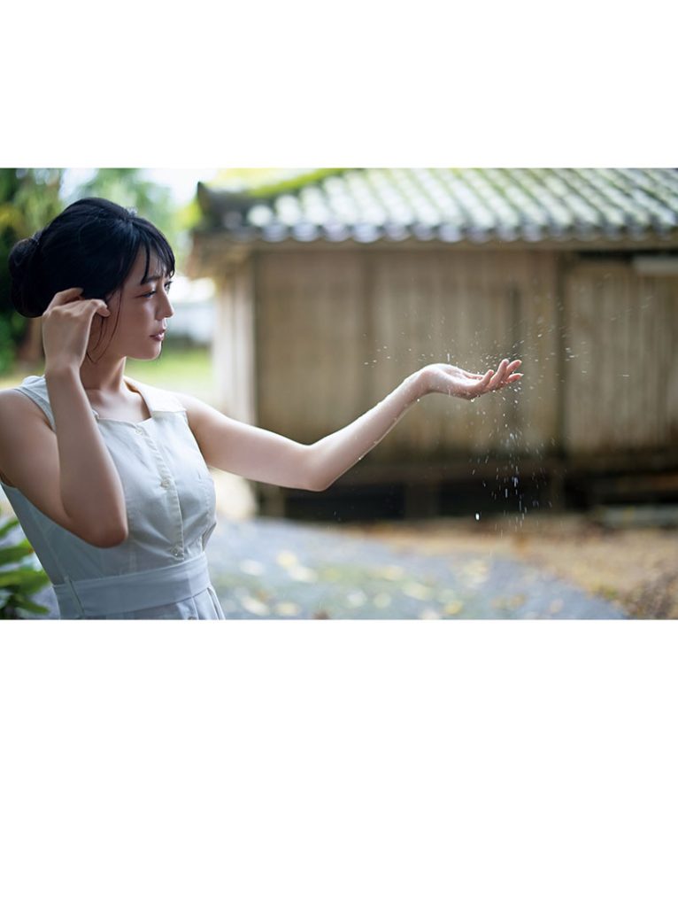 紫堂るい写真集「白雨」よりお気に入りカット