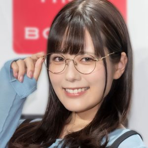 東雲うみ、持ち前の100cm美尻を披露「すばらしいお尻」「最高です」