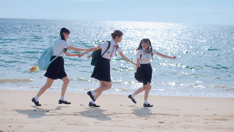 「HKT48」19thシングル『半袖天使』Music Videoより