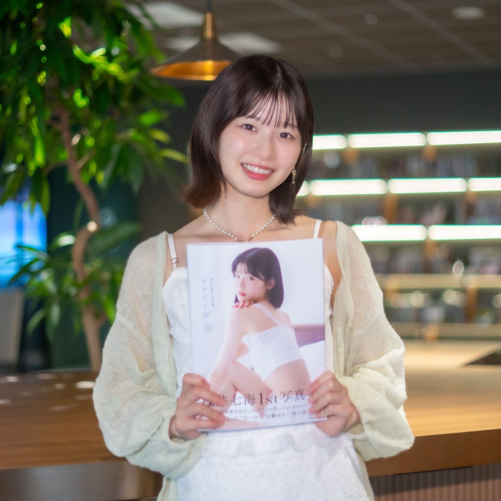 浅井七海1st写真集は7月2日(水)に発売