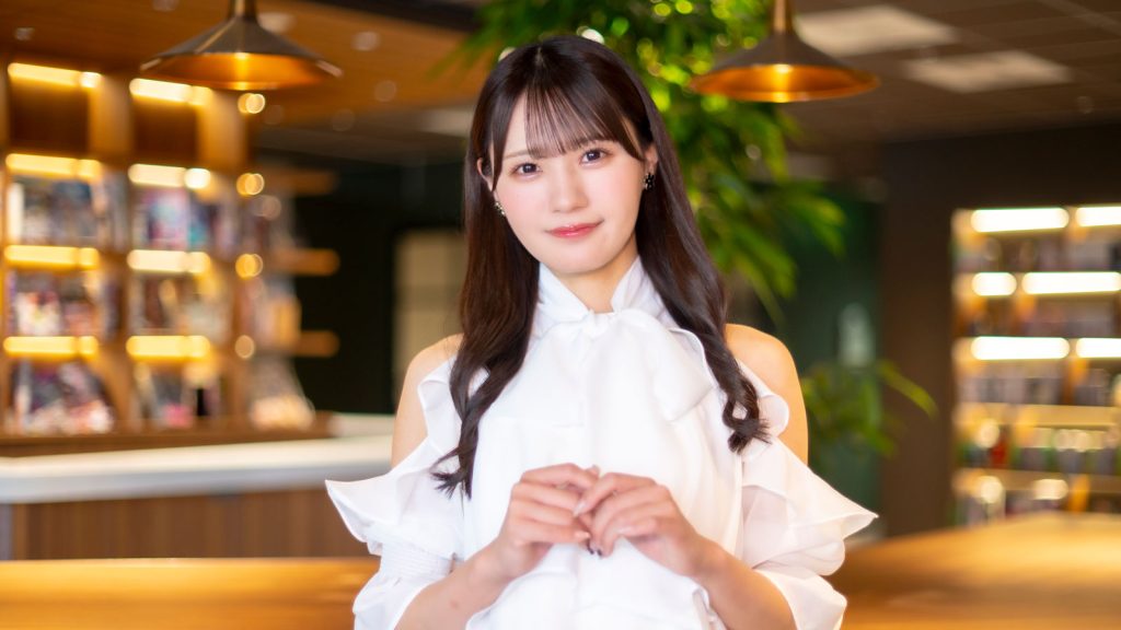 1st写真集『可愛いと言って欲しい』を発売したSKE48・中野愛理
