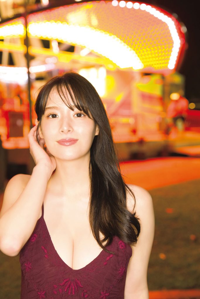 葉月くれあ1st写真集より