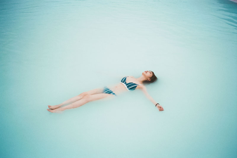 長濱ねる写真集『長濱ねる』より
