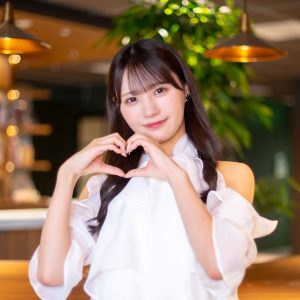 1st写真集発売のSKE48中野愛理、お気に入りカットは“ほぼ実寸大”の顔のアップ「細かい部分も見ていただきたい」