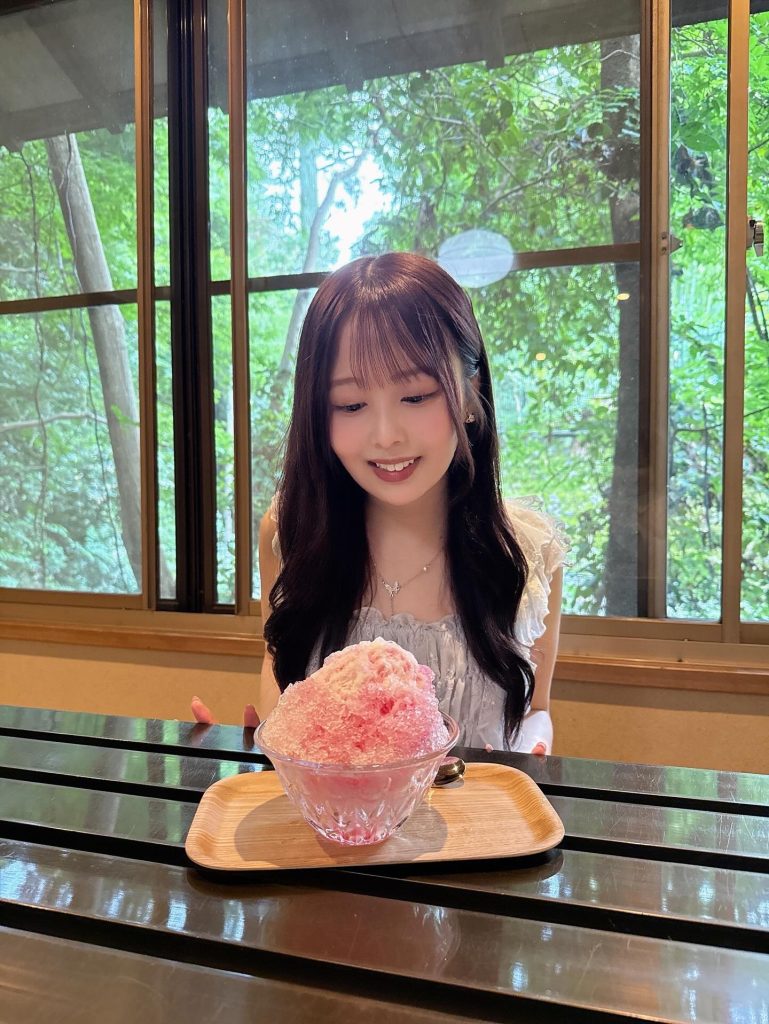 乃木坂46佐藤璃果公式インスタグラム(lica_sato_official)より