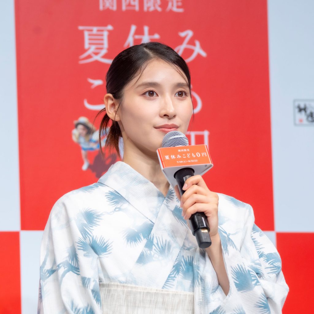 土屋太鳳が「どうとんぼり神座新CM&夏休みこども0円キャンペーン発表会」に出席