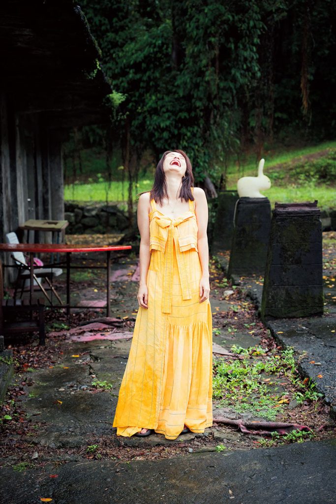 上戸彩写真集『Midday Reverie(ミッドデイ・リヴァリー)』