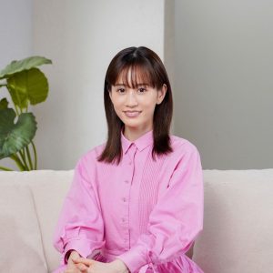 前田敦子、美容に目覚めた30代「美容グッズ“神7”」も収めたバッグの中身を公開