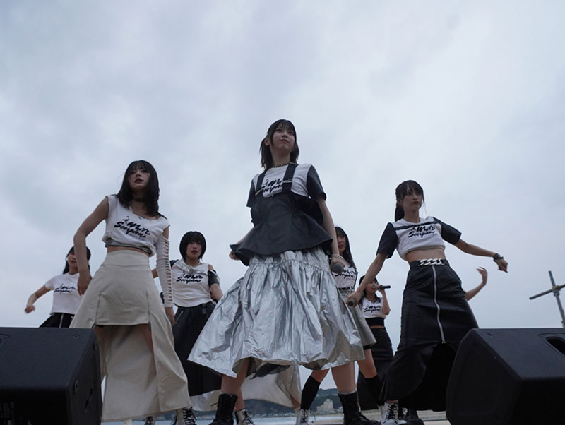 WHITE SCORPION「リアルBeach opening」イベントより