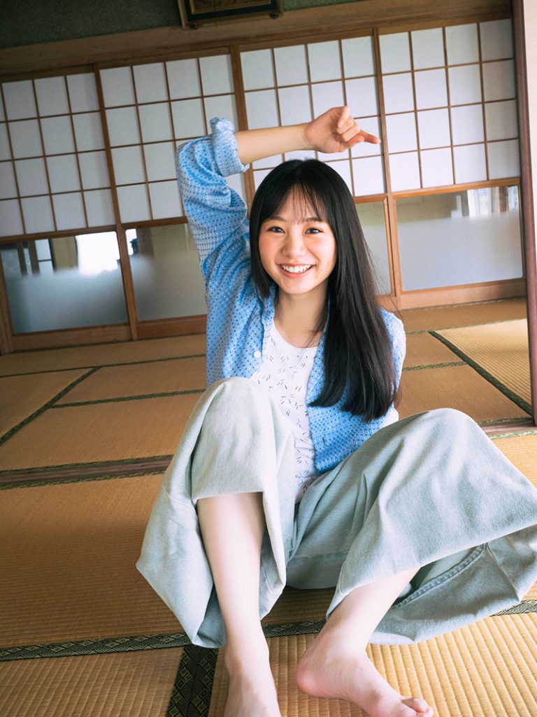「B.L.T.2025年9月号」に登場している僕が見たかった青空・塩釜菜那