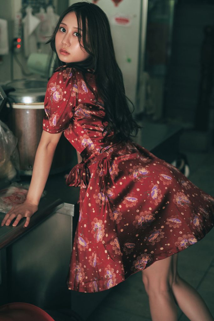 古畑奈和2nd写真集より