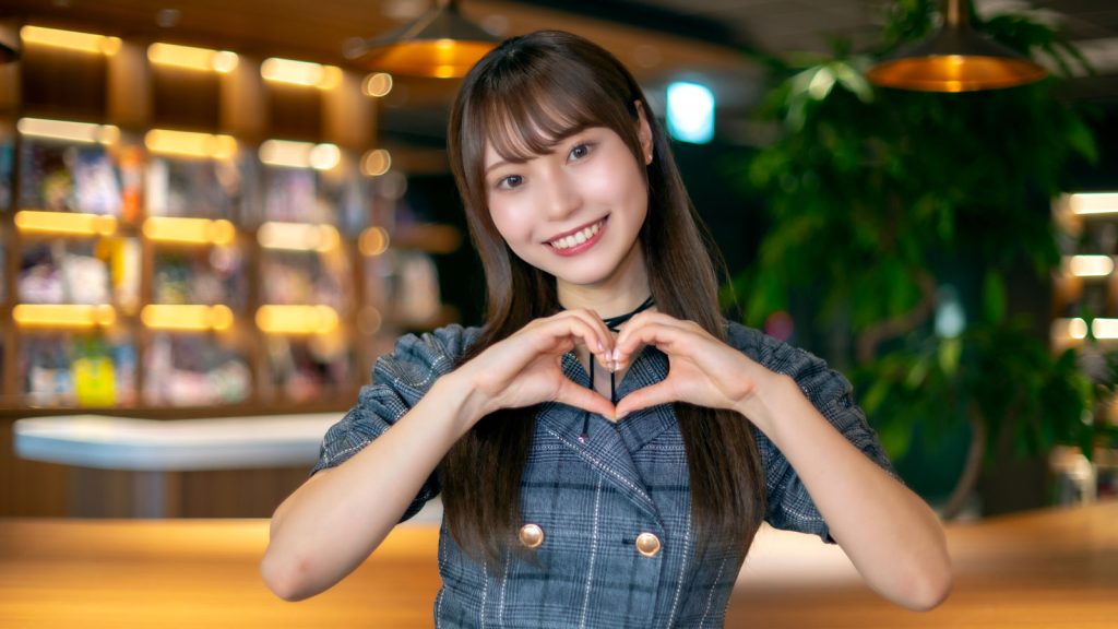 1st写真集『なんとかなるなる』発売決定を記念してインタビューに応じた川越紗彩
