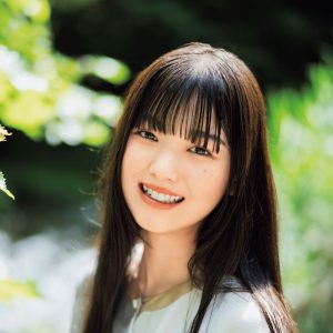 櫻坂46四期生 山川宇衣、初ソログラビアで『週刊少年マガジン』初表紙を飾る