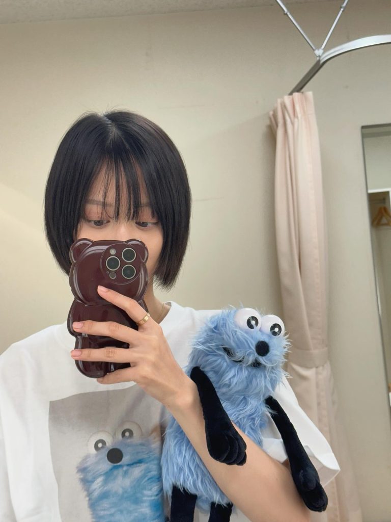 山下美月の公式インスタグラム(mizuki.yamashita.official)より
