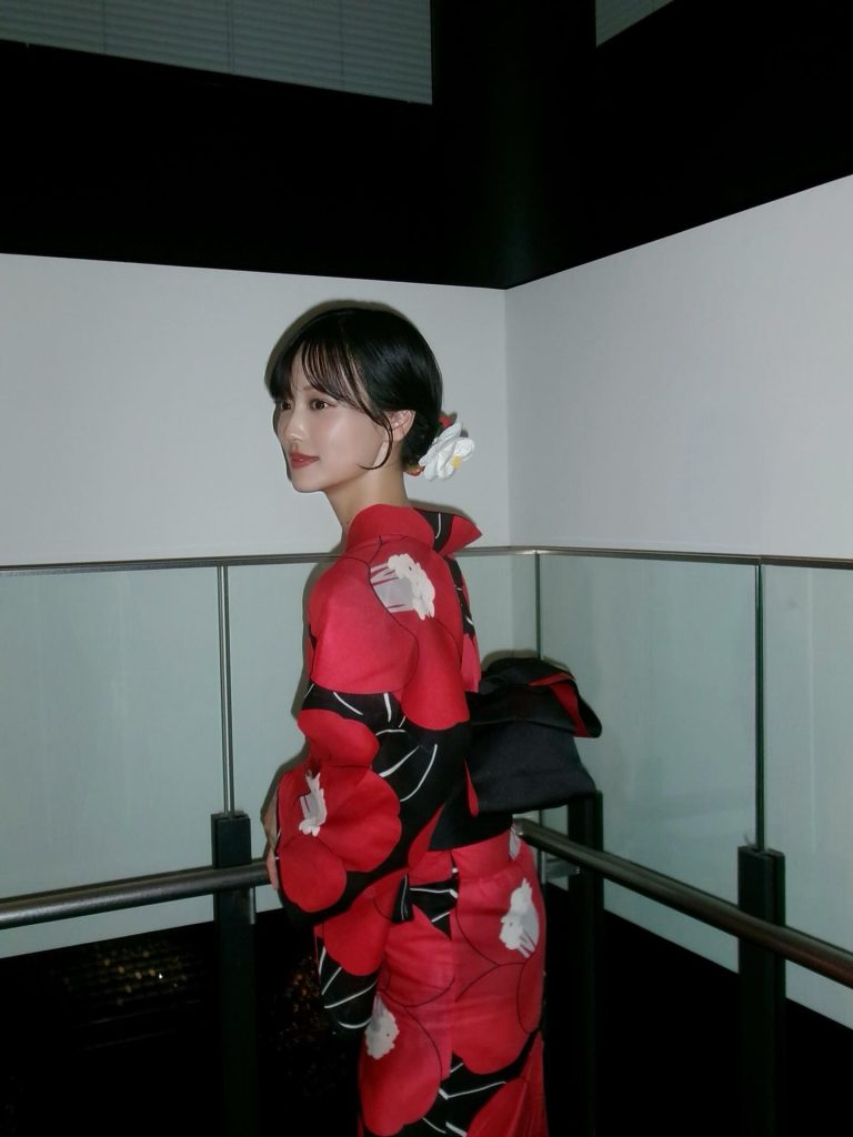 山下美月公式インスタグラム(mizuki.yamashita.official)より