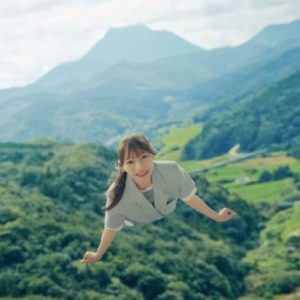 乃木坂46岡本姫奈「私が夢かなえるとこ見ててね！」ワイヤーアクションで空を舞う