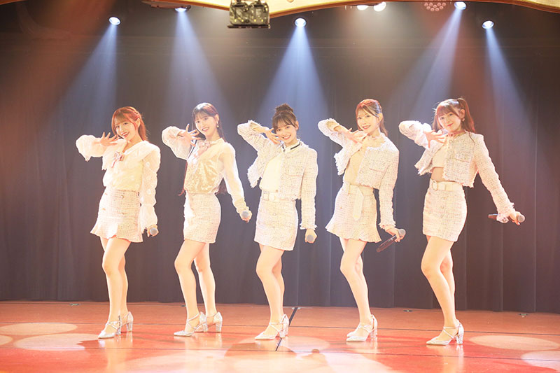 「卒業生も現役も大集合!AKB48 20周年記念シングル発売SP」より
