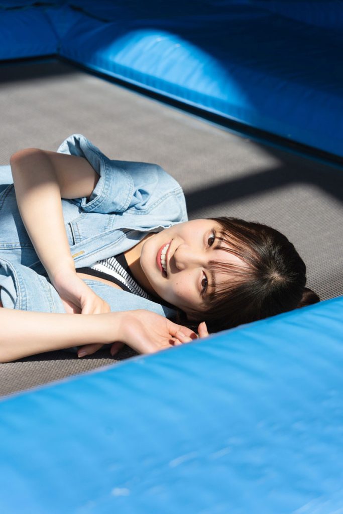 「B.L.T.2025年10月号」に登場している日向坂46・小坂菜緒