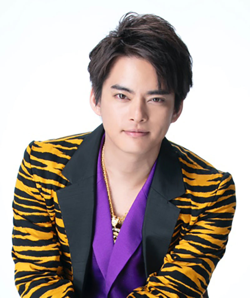 舞台『大誘拐～四人で大スペクタクル〜』に出演する中山優馬