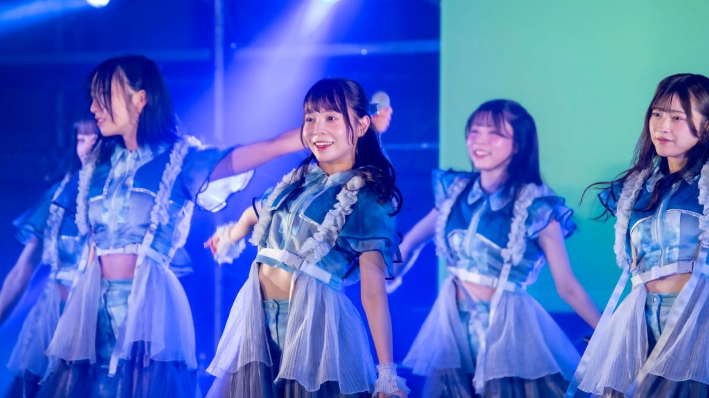 『＠JAM EXPO 2025』キウイステージに登場したAsIs