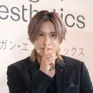 Kis-My-Ft2千賀健永「自分の顔にコンプレックスがあった」美容医療にまつわる体験を明かす