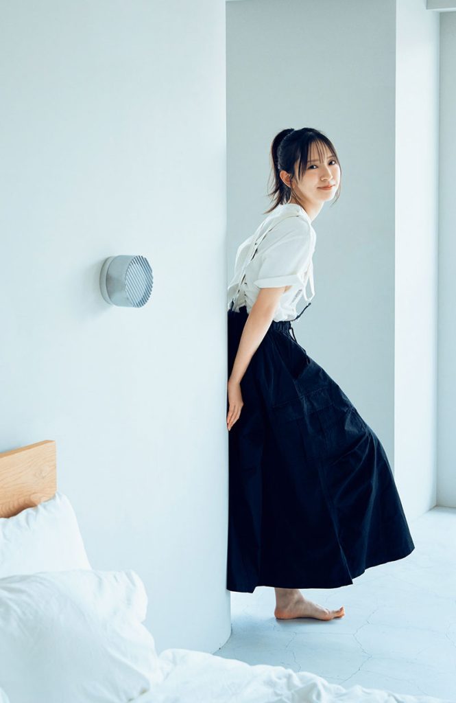 『週刊少年マガジン41号』(講談社)に登場している日向坂46・金村美玖