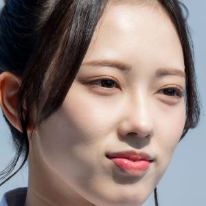 日向坂46清水理央、小坂菜緒を倒した五期生・下田衣珠季を返り討ち