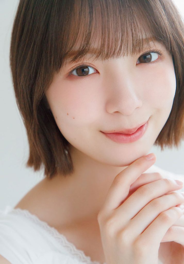 『週刊少年チャンピオン42号』に登場している日向坂46・渡辺莉奈