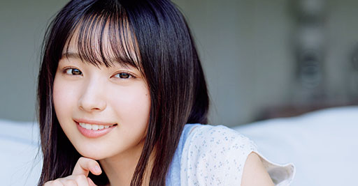 日向坂46大野愛実、初々しいグラビアショット！『週プレ』表紙を飾る