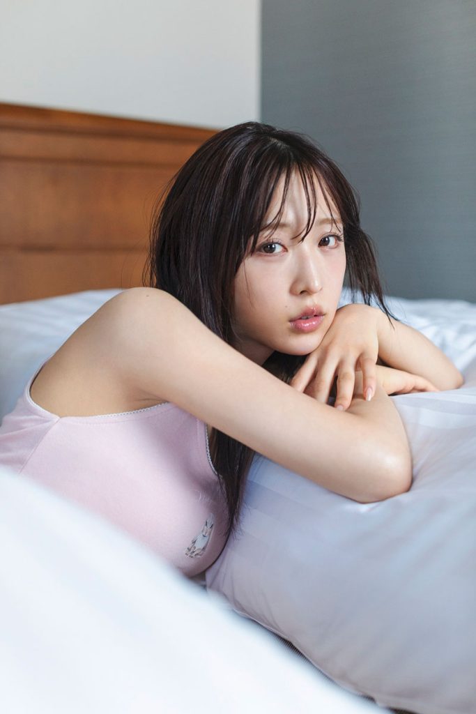 AKB48小栗有以1stフォト&スタイルブックより