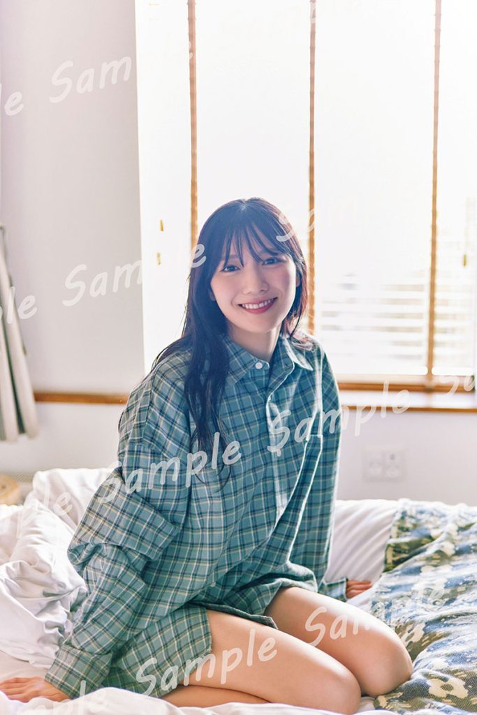 日向坂46・河田陽菜2nd写真集『テイクオフ』楽天ブックス限定ポストカード