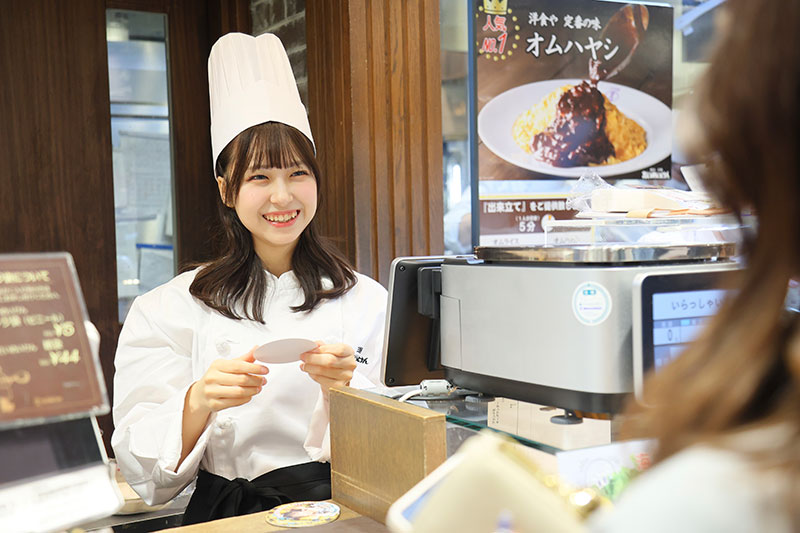 洋食や 三代目 たいめいけん×橋本陽菜