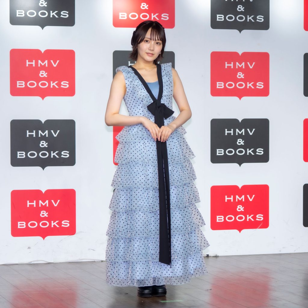 AKB48・田口愛佳が1st写真集『好きと言えたら』発売記念取材会に出席