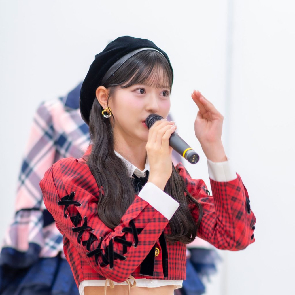 「AKB48 大衣装展 -時代を彩った装跡-」取材会より八木愛月