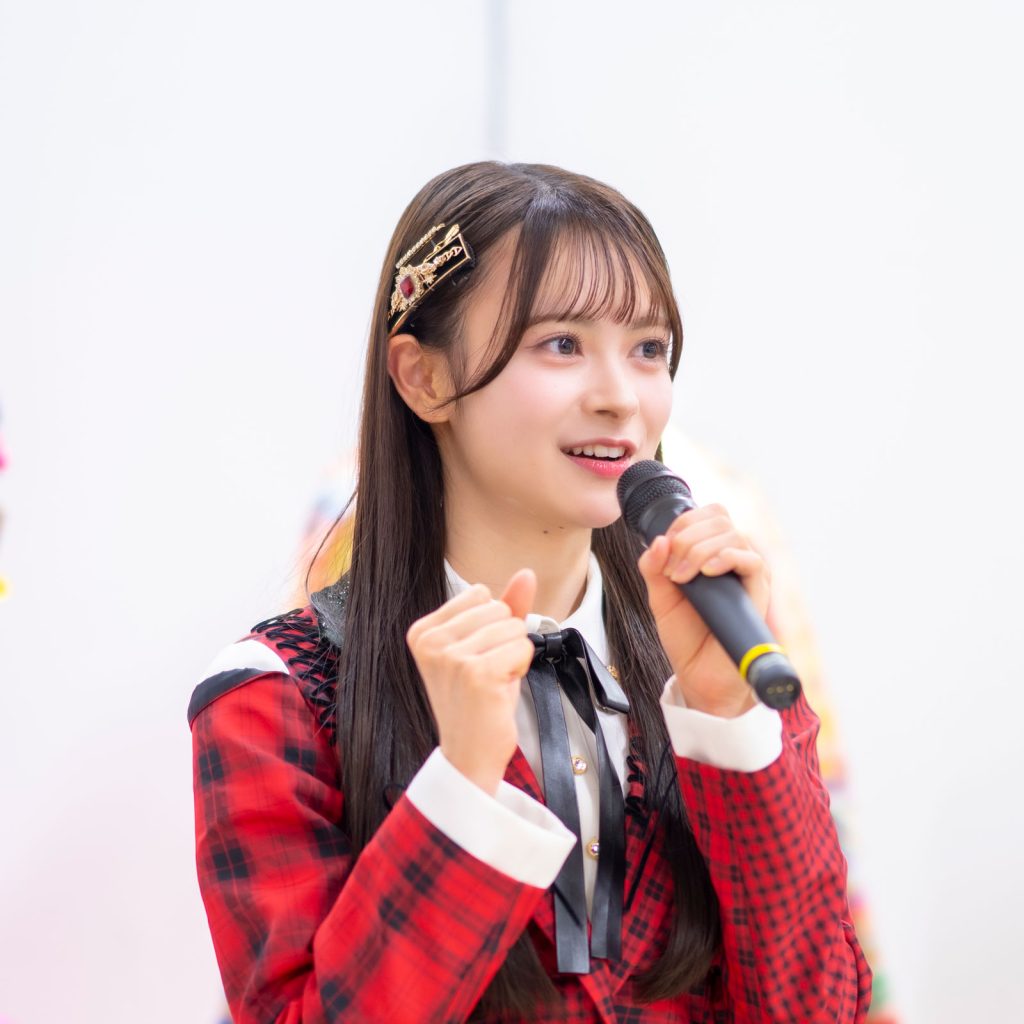 「AKB48 大衣装展 -時代を彩った装跡-」取材会より伊藤百花