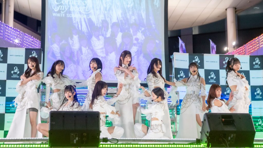 WHITE SCORPION 2ndミニアルバム『Corner of my heart』リリースイベントより