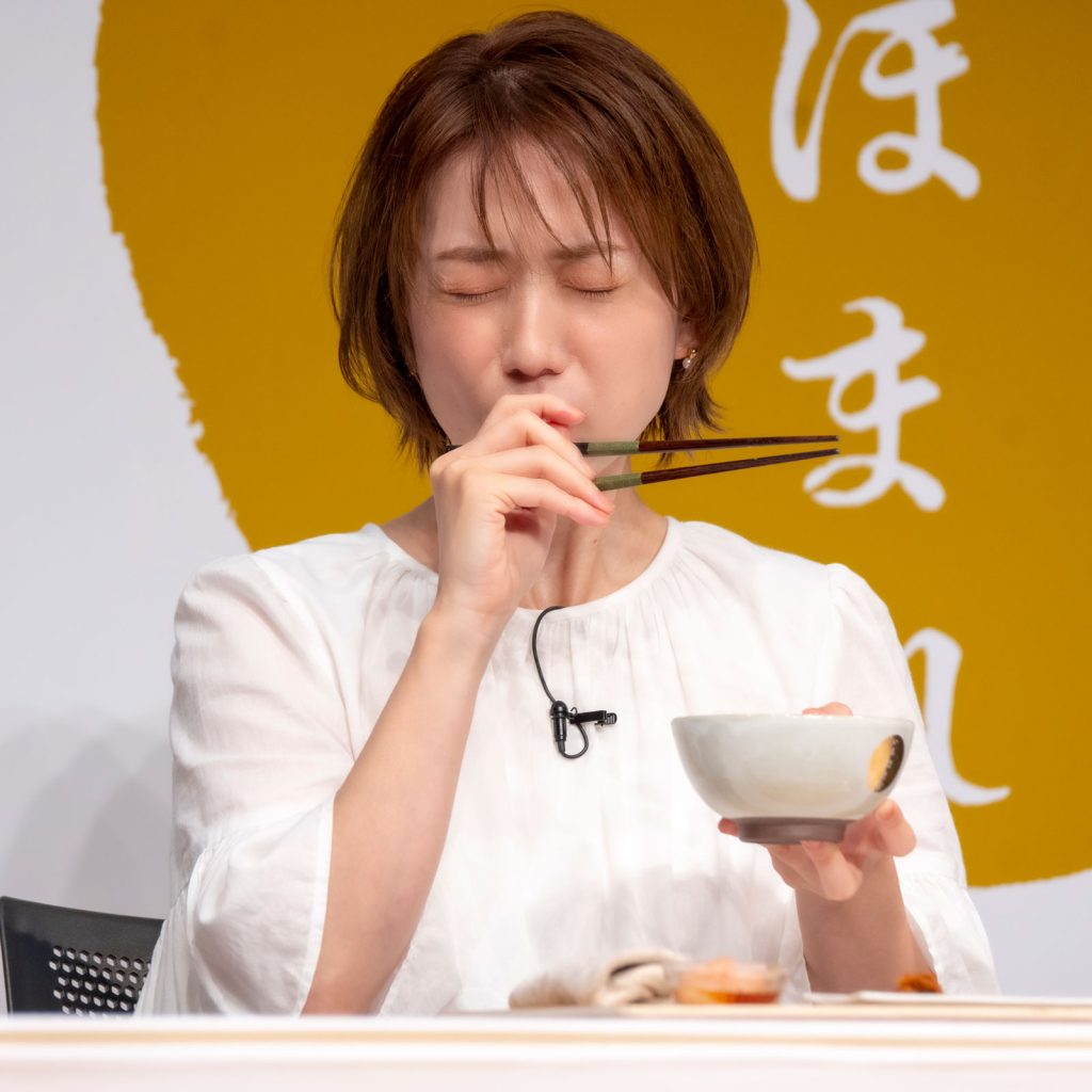 福井県産ブレンド米「いちほまれ」新TV-CM発表会に出席した大島優子