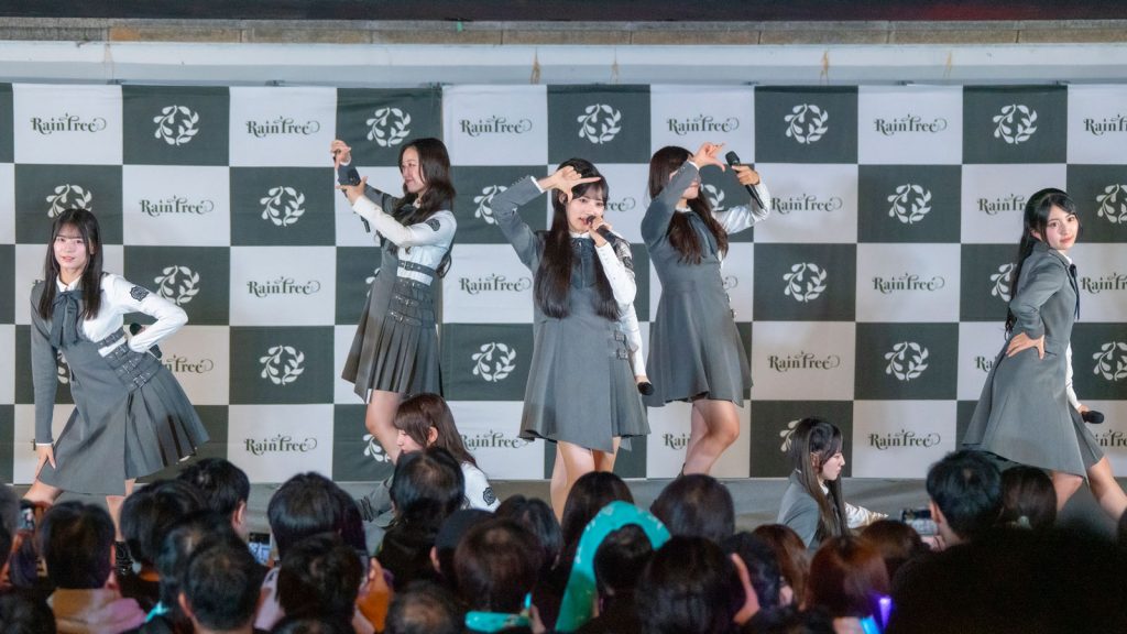 Rain Tree 3rdデジタルシングル『好きだよとどっちが先に言うのか?』リリースイベントより