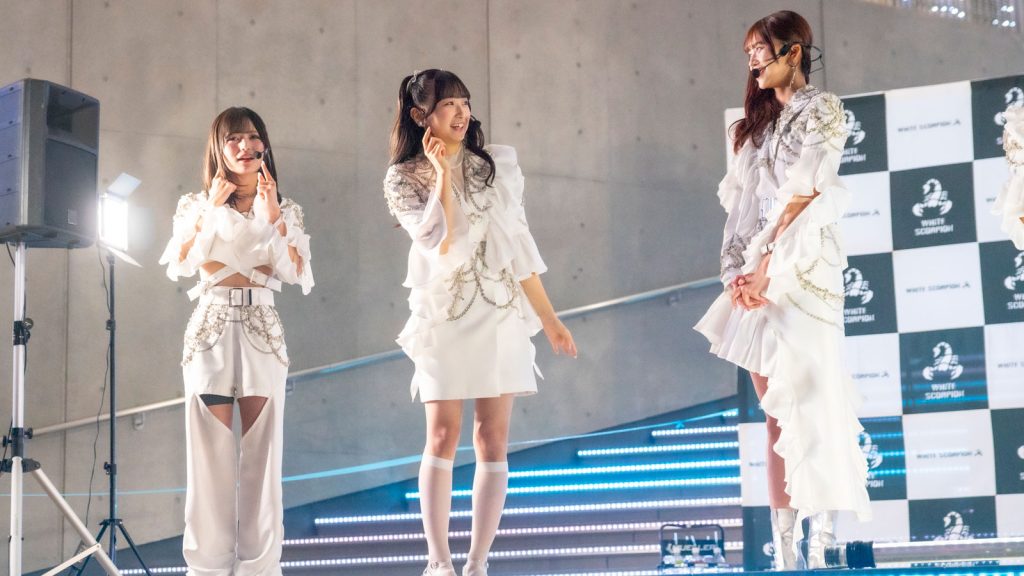 WHITE SCORPION 2ndミニアルバム『Corner of my heart』リリースイベントより