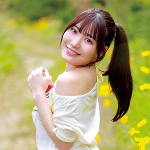 動けば揺れる…人気アイドルグループのメンバーがグラビア映えスタイルでDVDデビュー