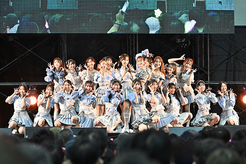 AKB48 20周年記念シングル『Oh my pumpkin!』発売記念イベントより