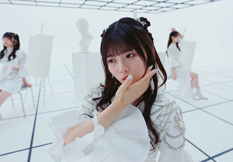 WHITE SCORPIONの2nd MINI ALBUMリード曲「Corner of my heart」MVよりMOMO