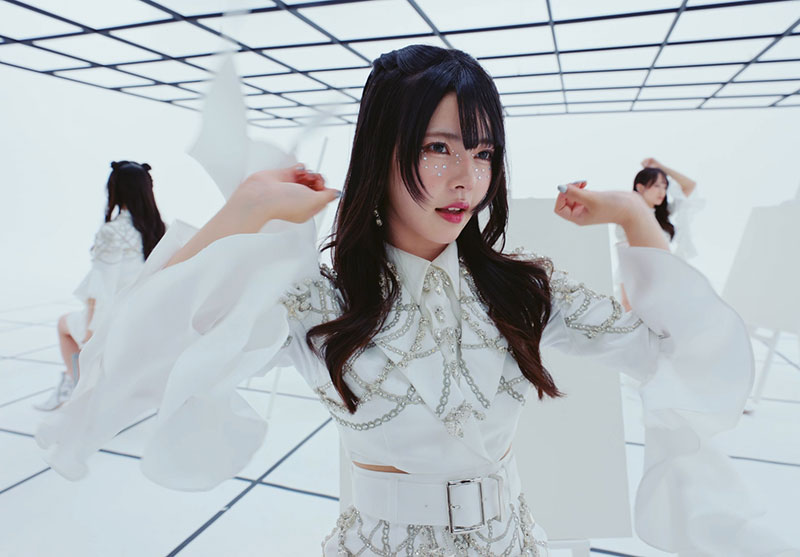 WHITE SCORPIONの2nd MINI ALBUMリード曲「Corner of my heart」MVよりNATSU