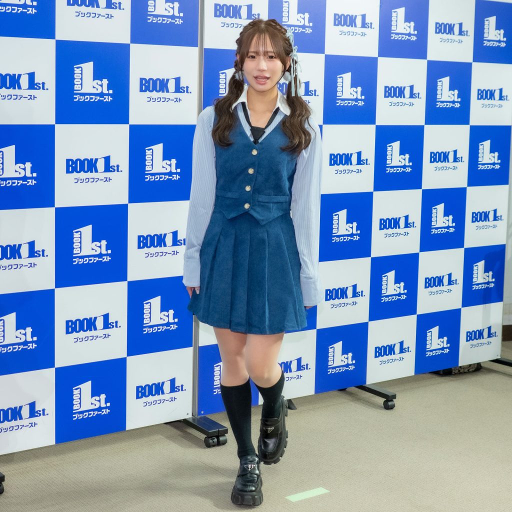 NMB48・和田海佑が1st写真集『確信犯』発売記念取材会に出席