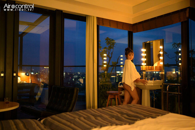 グラビアアイドル比留川マイイメージDVD「vs仮想エロス part2」より