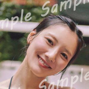 日向坂46河田陽菜、おでこ出し…大人っぽい黒ビキニ姿を披露！2nd写真集『テイクオフ』発売まであと1週間