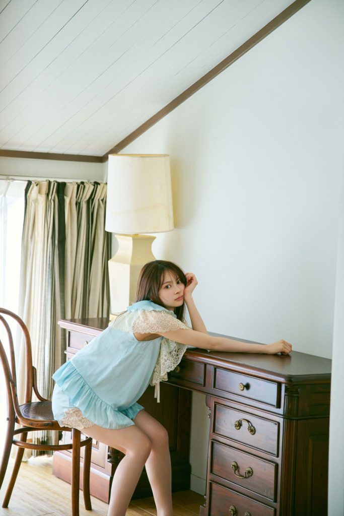 AKB48伊藤百花1stフォトブック『百花ずかん。』裏表紙カット