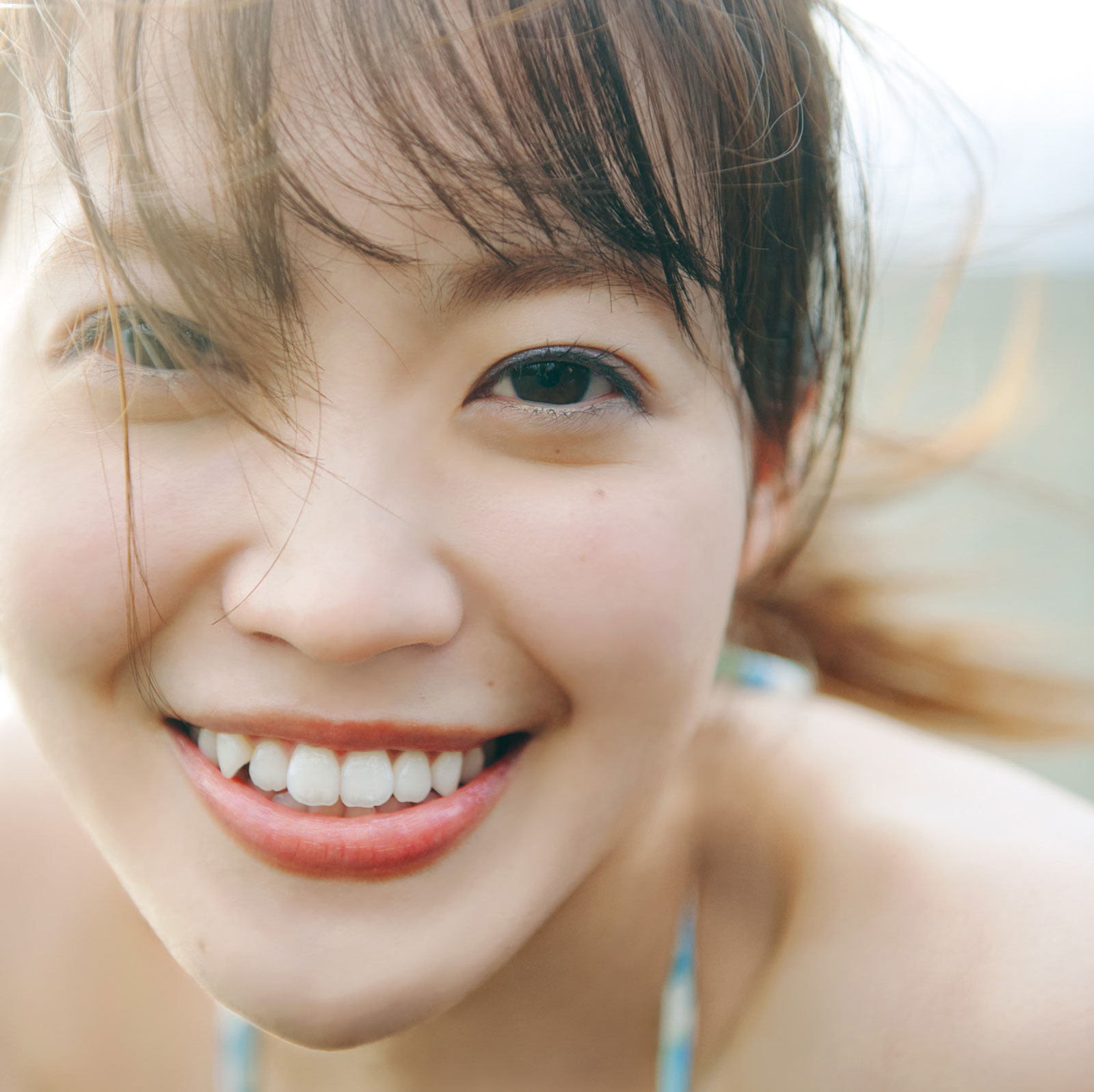 松田里奈 プレミアム生写真 櫻坂46“キャプテン”松田里奈、1st写真集の水着カット解禁 しなやかな